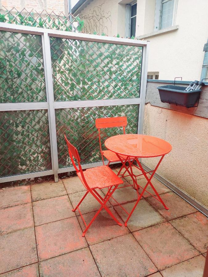 Bienvenue A Figeac Apartment Luaran gambar